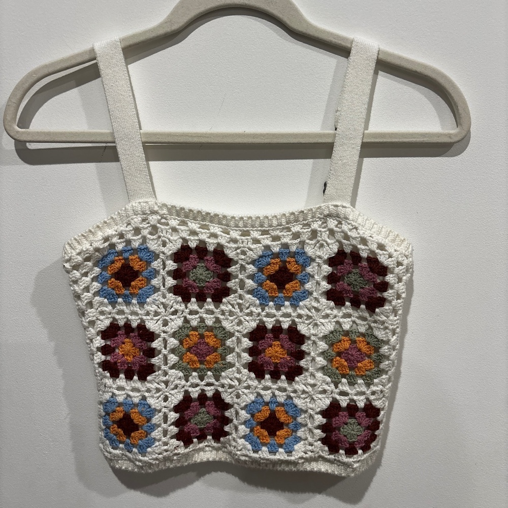 Hollister Crochet Granny Square Crop Top | 100% Cotton | Size M ✨